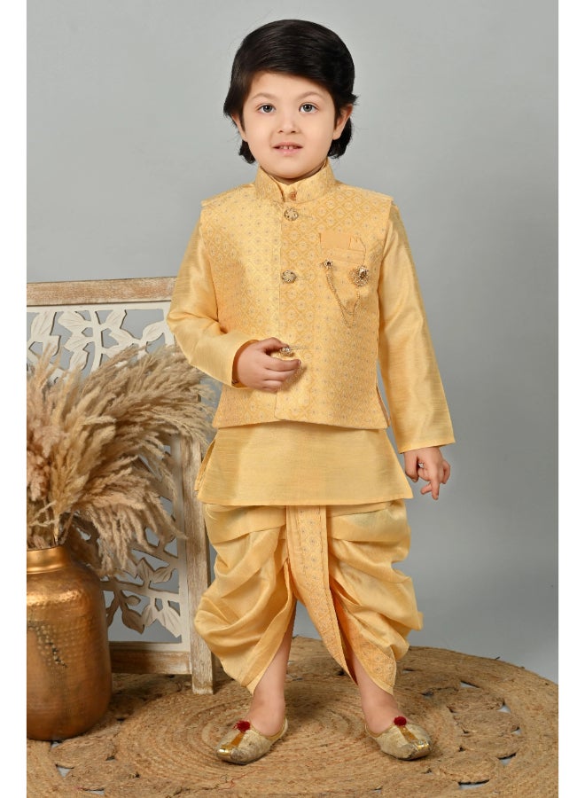 BT DEZINES طقم كورتا ودوتي مطرز بالزهور الذهبية للأولاد - Image 1