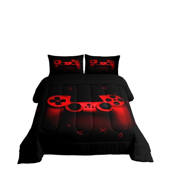 BOYS GAMER COMFORTER SET FULL SIZEGAMEPAD BEDDING SET KIDS YOUNG MAN VIDEO GAMES DOWN COMFORTER FOR TEEN CHILD GAME ROOM DECOR BLACK RED CLASSIC RETRO GAMING QUILTED DUVET SET WITH PILLOWCASE