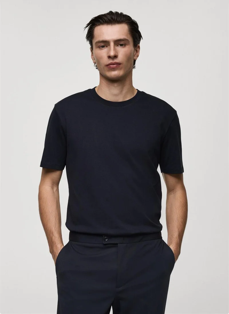 مانجو مان Medium weight regular fit T-shirt