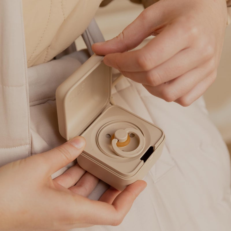 BIBS Pacifier Box with Loop for Storing & Carrying Soothers | 100% BPA Free Material | Designed & Made in Denmark | Hunter Green - Image 4