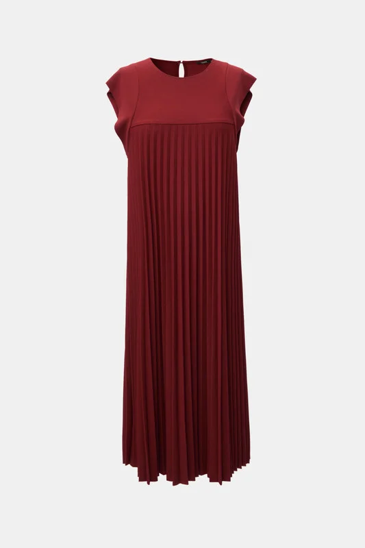 Tenda Pleated Midi Dress