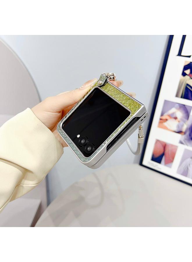 اس-توب جراب لهاتف Motorola Razr 40 Ultra Kirin Pattern بتغطية كاملة مع حزام معصم - Image 4