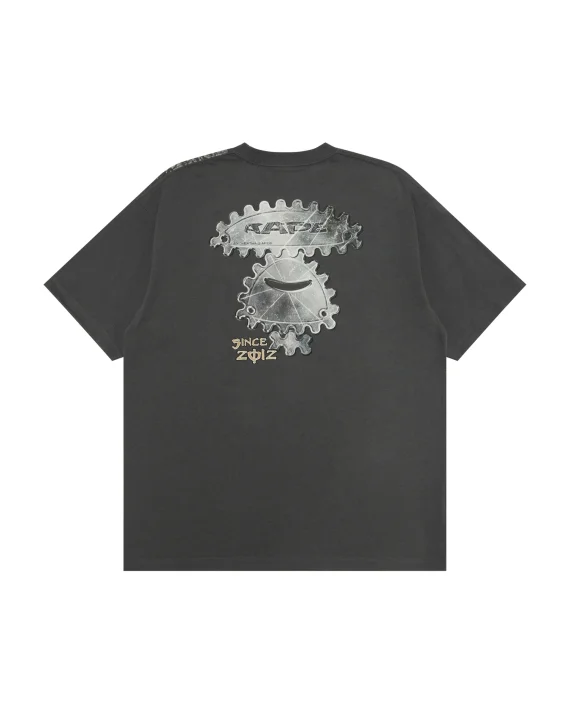 أيب باي *أي باثينج أيب® AAPEUNVS graphic tee