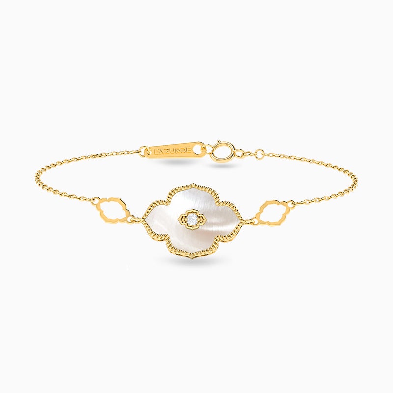 Instyle by L'azurde Flower Diamond & Pearls Chain Bracelet in 18K Gold - Image 1