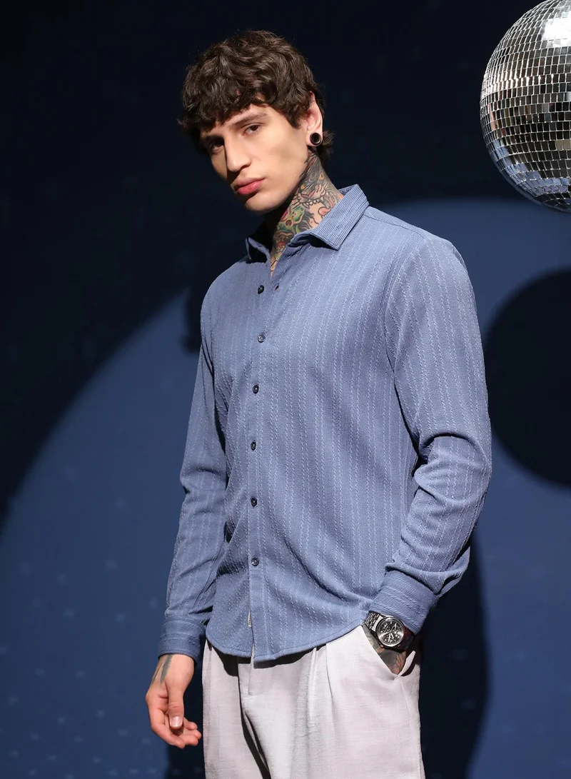 Campus Sutra Men's Cornflower Blue Parallel-Crease Tactile Shirt For Casual Wear | Spread Collar | Long Cuffed Sleeves | Button Closure | Shirt Crafted With Comfort Fit For Everyday Wear