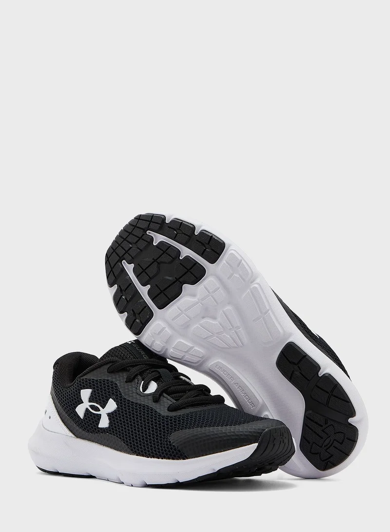 UNDER ARMOUR Youth Bgs Surge 3