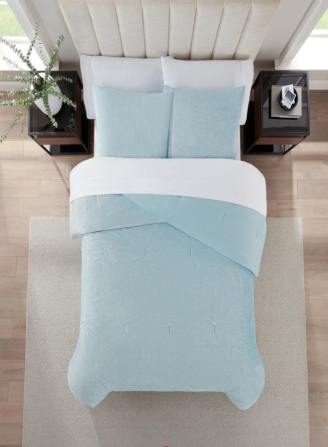 NINE WEST طقم لحاف كينغ من نين ويست من المخمل المحفور 3 قطع باللون الأزرق الفاتح - Image 3