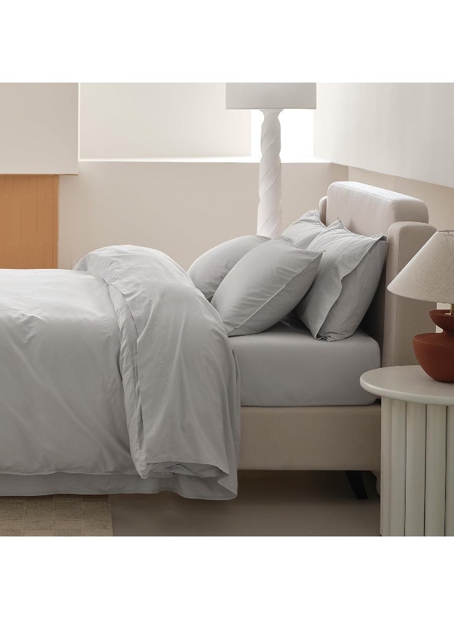 مجموعة ملاءات قطن عضوي مزدوجة الخياطة من Bedsure - مجموعة ملاءات 300 TC بحجم كال كينغ، 100% قطن عضوي مصنوع في الهند، مجموعة بياضات فاخرة ناعمة، 1 ملاءة مشدودة، 1 ملاءة مسطحة، 2 غطاء وسادة، سماء شتوية - Image 1