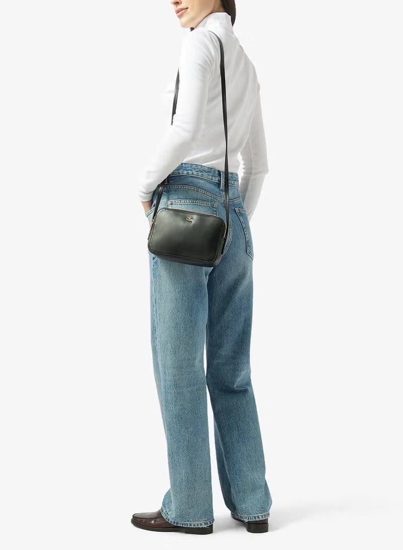 كالفن كلاين بيرفورمانس حقيبة كروس بودي بسحاب وتفاصيل شعار - Image 2