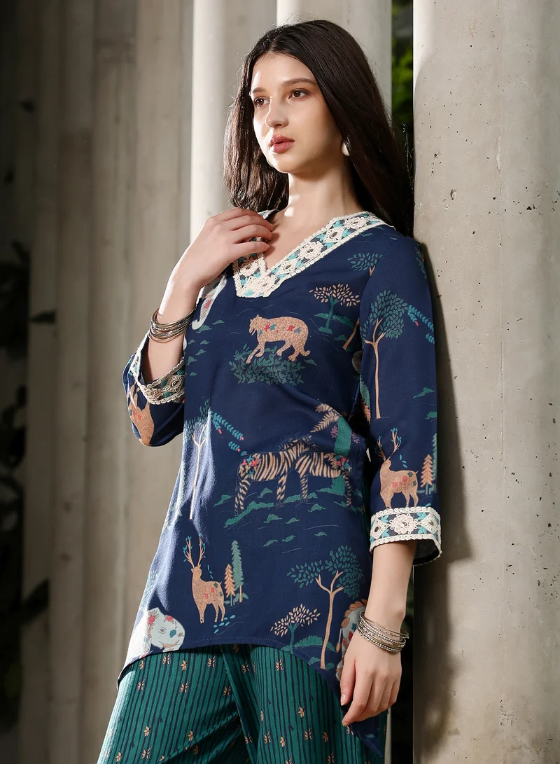 QISSA Women's Navy Blue & Emerald Green Indie-Folk Kurta Set For Ethnic Wear | V-Neck, Quarter Regular Sleeves | Graphic Print Plain Fabric | 2 Piece Kurta Set Designed For Casual & Daily Wear