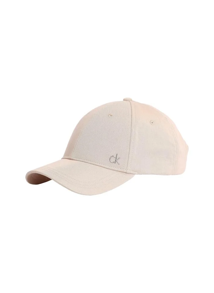 كالفن كلاين Metal Curved Peak Cap