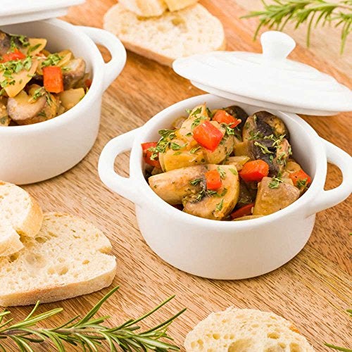 Restaurantware وعاء مطبخ صغير سعة 3 أونصات من رستورانتوير مع 10 أطباق صغيرة آمنة للاستخدام في الفرن - مع مقابض مدمجة آمنة للاستخدام في الميكروويف وعاء هولندي صغير من البورسلين الأبيض مع غطاء آمن في غسالة الصحون للخبز المقبلات أو الحلويات - Image 3