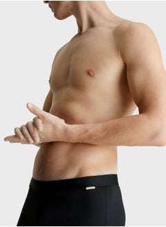 كالفن كلاين سروال سباحة أساسي  - Image 3