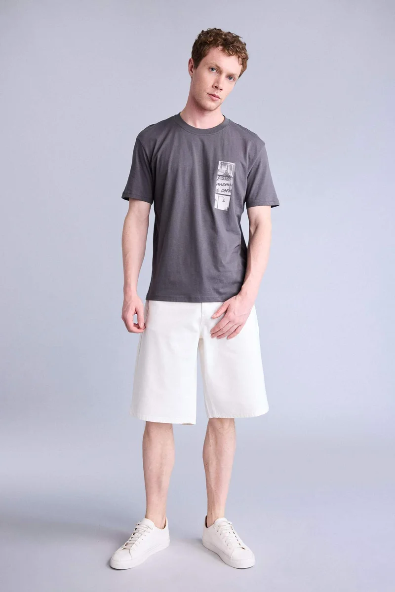 ديفاكتو Regular Fit Printed Short Sleeve T-Shirt