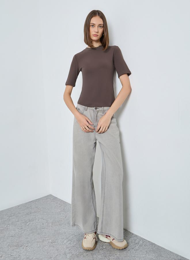 Styli Brown Fitted Knit T-Shirt - Image 2