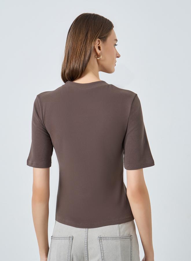 Styli Brown Fitted Knit T-Shirt - Image 4
