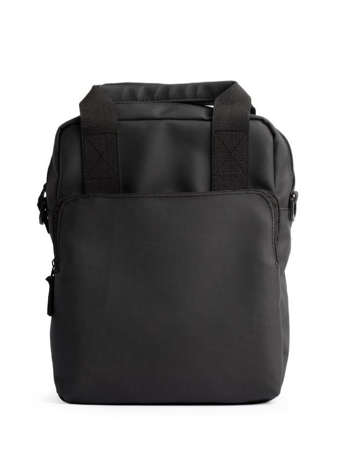 ايه ار سابلاي WB Bag من Arij Bags | شنطة كروس، مبطنة بطبقة فوم للحماية من الصدمات، قماش مقاوم للمياه، جيوب متعددة داخلية وخارجية (30 × 23 × 8 سم) (رمادي) - Image 1