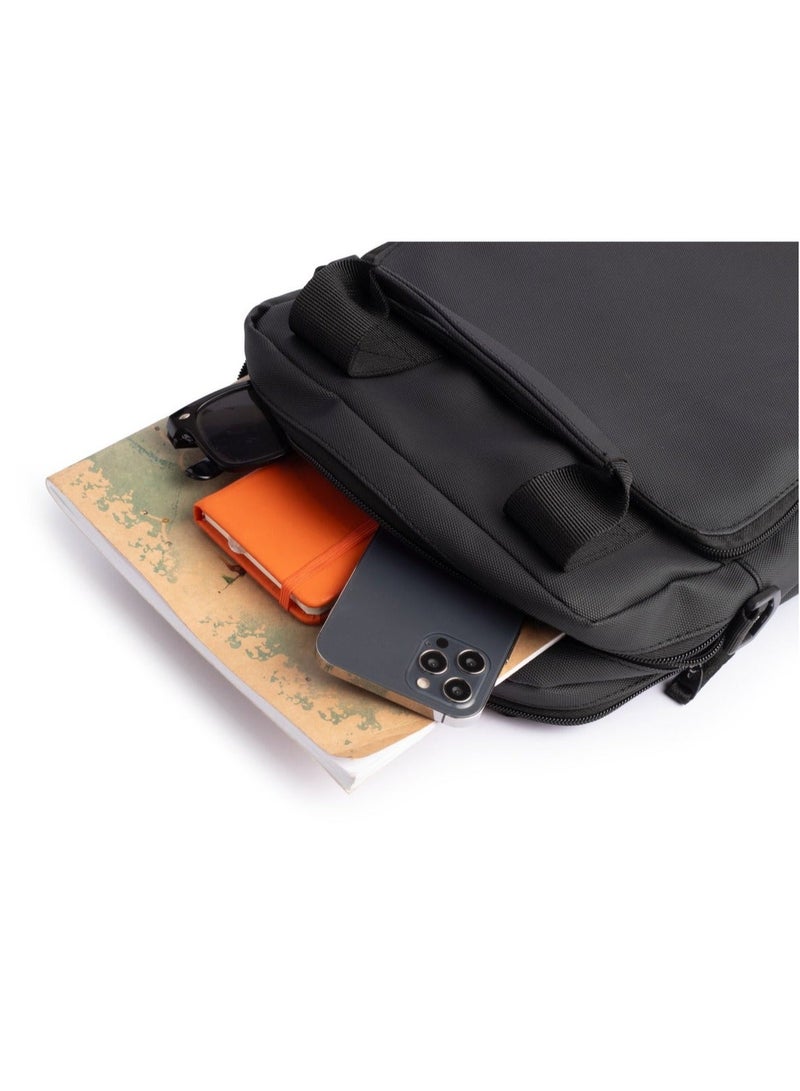 ايه ار سابلاي WB Bag من Arij Bags | شنطة كروس، مبطنة بطبقة فوم للحماية من الصدمات، قماش مقاوم للمياه، جيوب متعددة داخلية وخارجية (30 × 23 × 8 سم) (رمادي) - Image 2