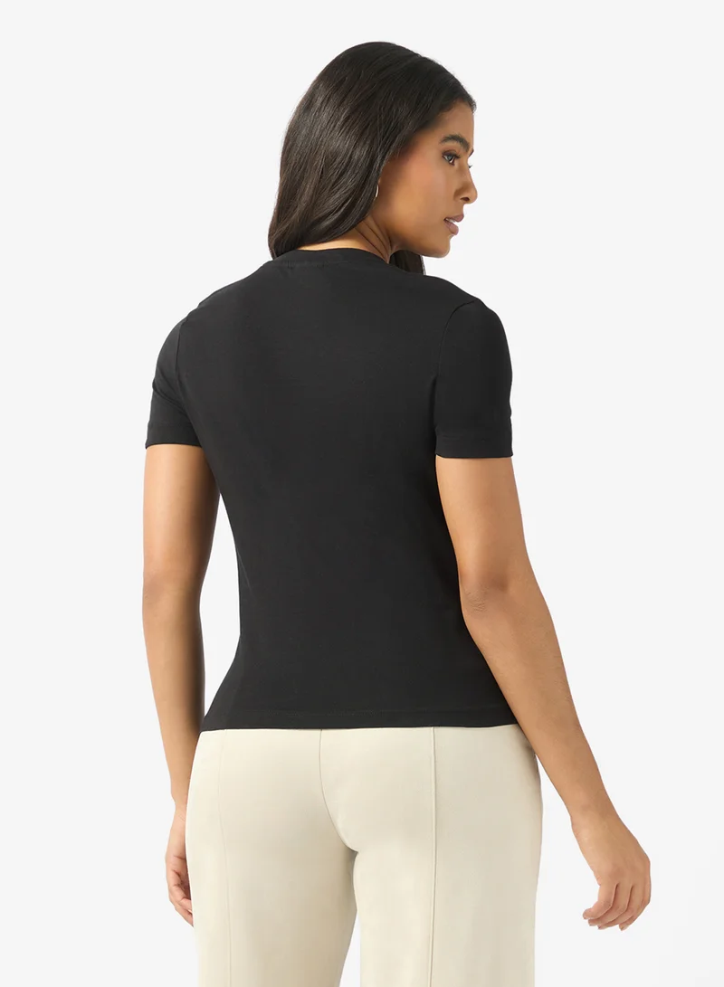 جس Clelia Short Sleeve T-Shirt