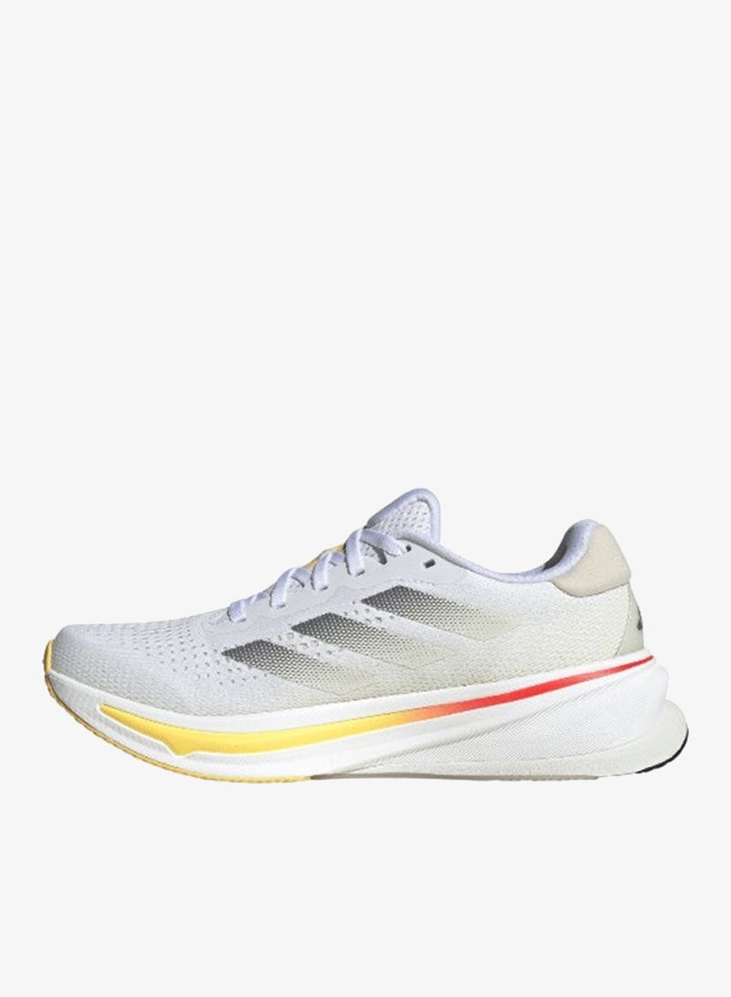 اديداس حذاء جري سوبرنوفا رايز دبليو أبيض للنساء مقاس . - Image 5