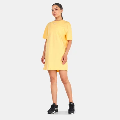 Nike Women's Sportswear Essential T-Shirt Dress