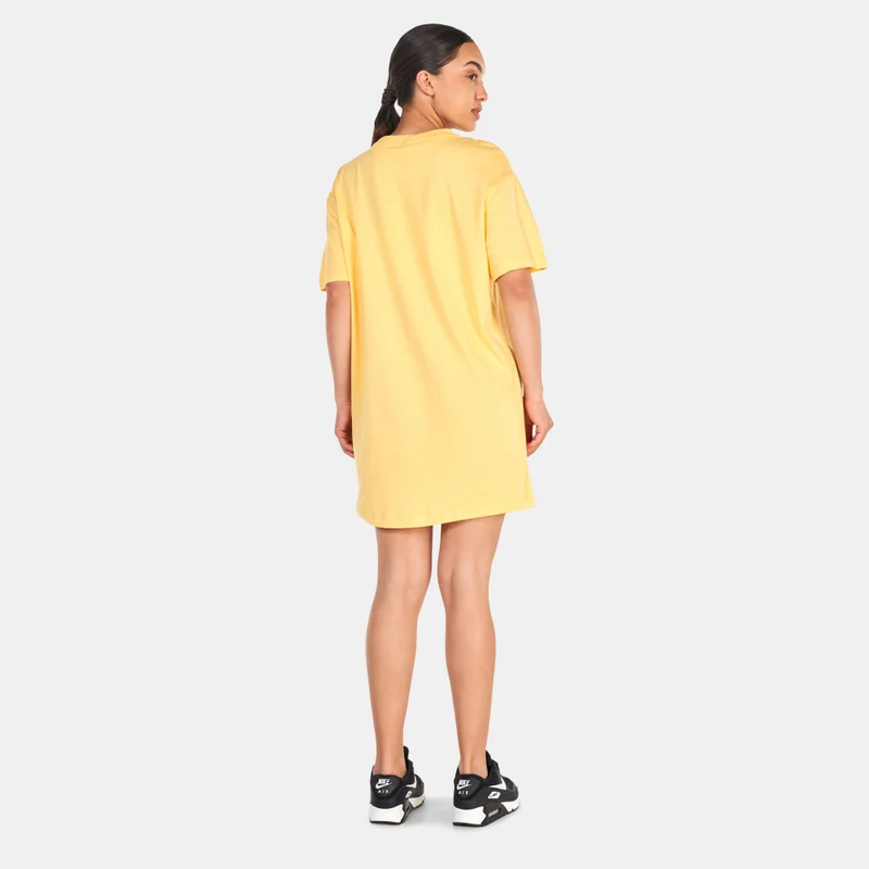 Nike Women's Sportswear Essential T-Shirt Dress
