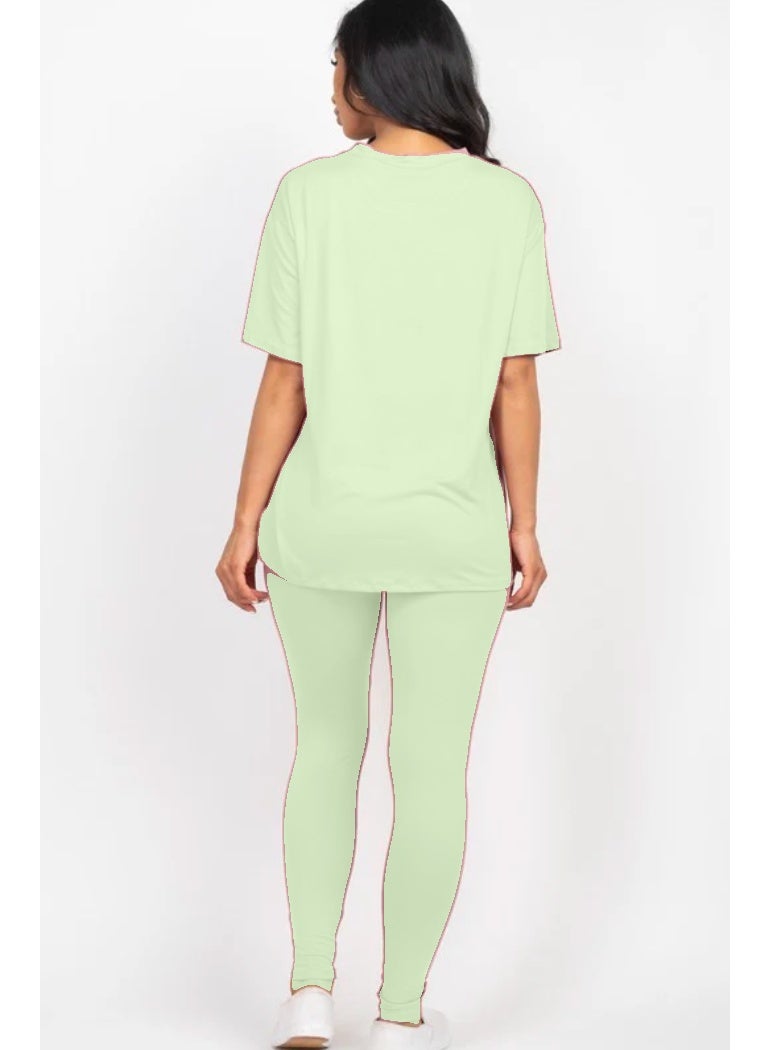 Oversized T-Shirt with Fitted Leggings Set for Women  - Image 2