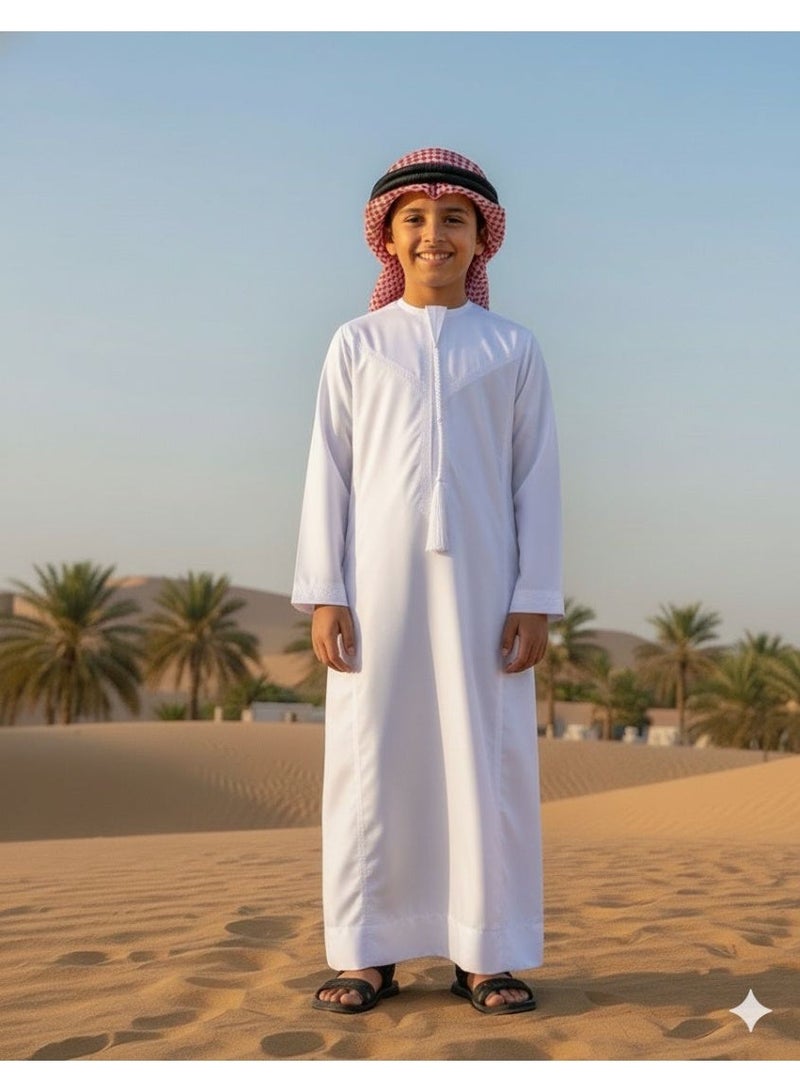 أمياي الزي العربي التقليدي الإماراتي المطرز يدويًا من رويال إثنيك - كندورة / ثوب / دشداشة للأولاد والأطفال - Image 4
