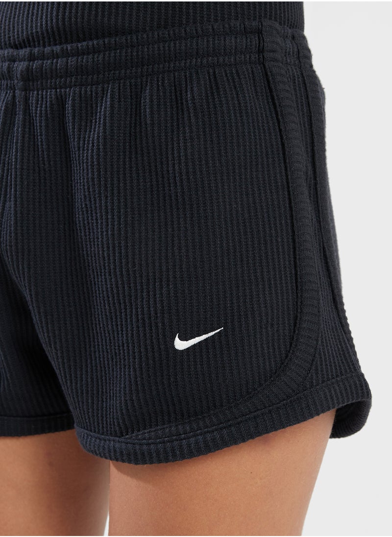 Nike 3" Nsw Challenger Shorts  - Image 3