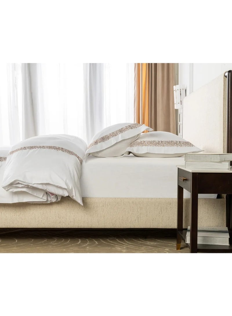 تو إكس إل هوم طقم غطاء لحاف أبيض ذهبي للمنزل - Image 4