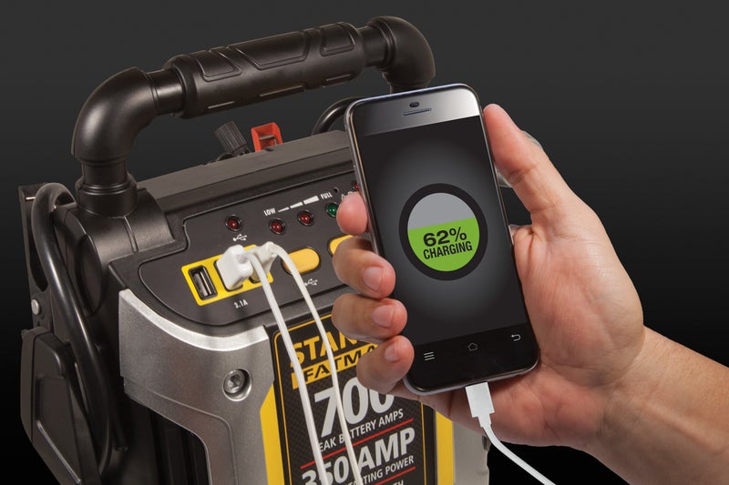 Stanley بدء تشغيل السيارات بقدرة 700 أمبير ذروة، طاقة محمولة - ثلاثة منافذ USB بقوة 15 واط، ضاغط هواء بضغط 120 PSI - Image 2