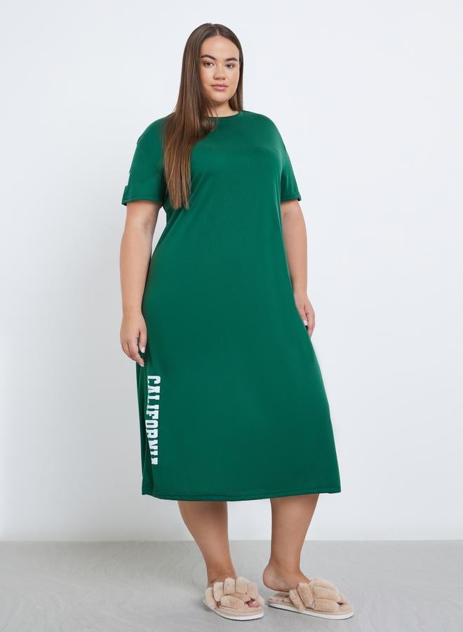 ستايلي فستان نوم مطبوع عليه كاليفورنيا بتفاصيل تطريز ستايلي بلس - Image 1