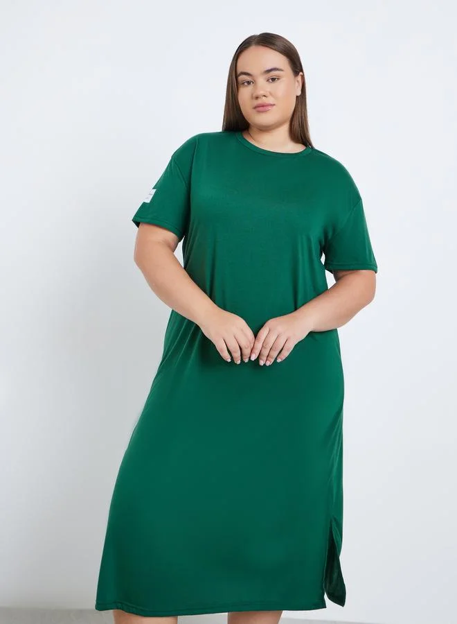 Styli Styli Plus California Print Patch Detail Sleep T-Shirt Dress