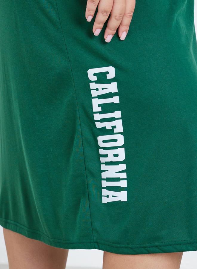 ستايلي فستان نوم مطبوع عليه كاليفورنيا بتفاصيل تطريز ستايلي بلس - Image 4