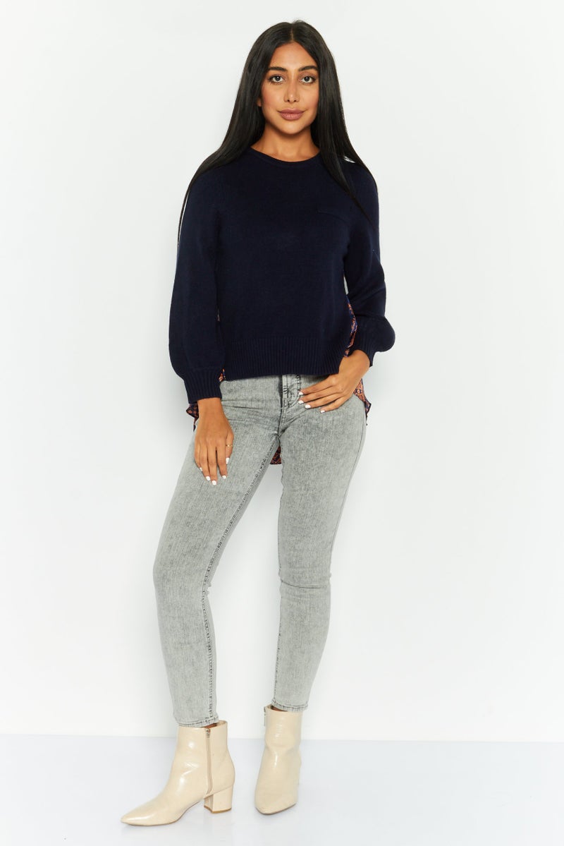 ONLY بلوزة نسائية بأكمام طويلة وياقة دائرية، طباعة شاملة، مجموعة بحرية - Image 2