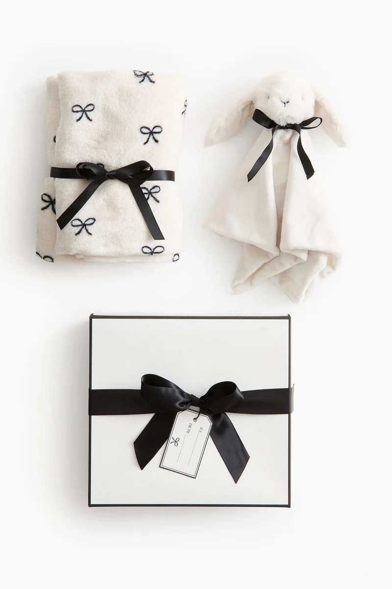 H&M Baby gift box