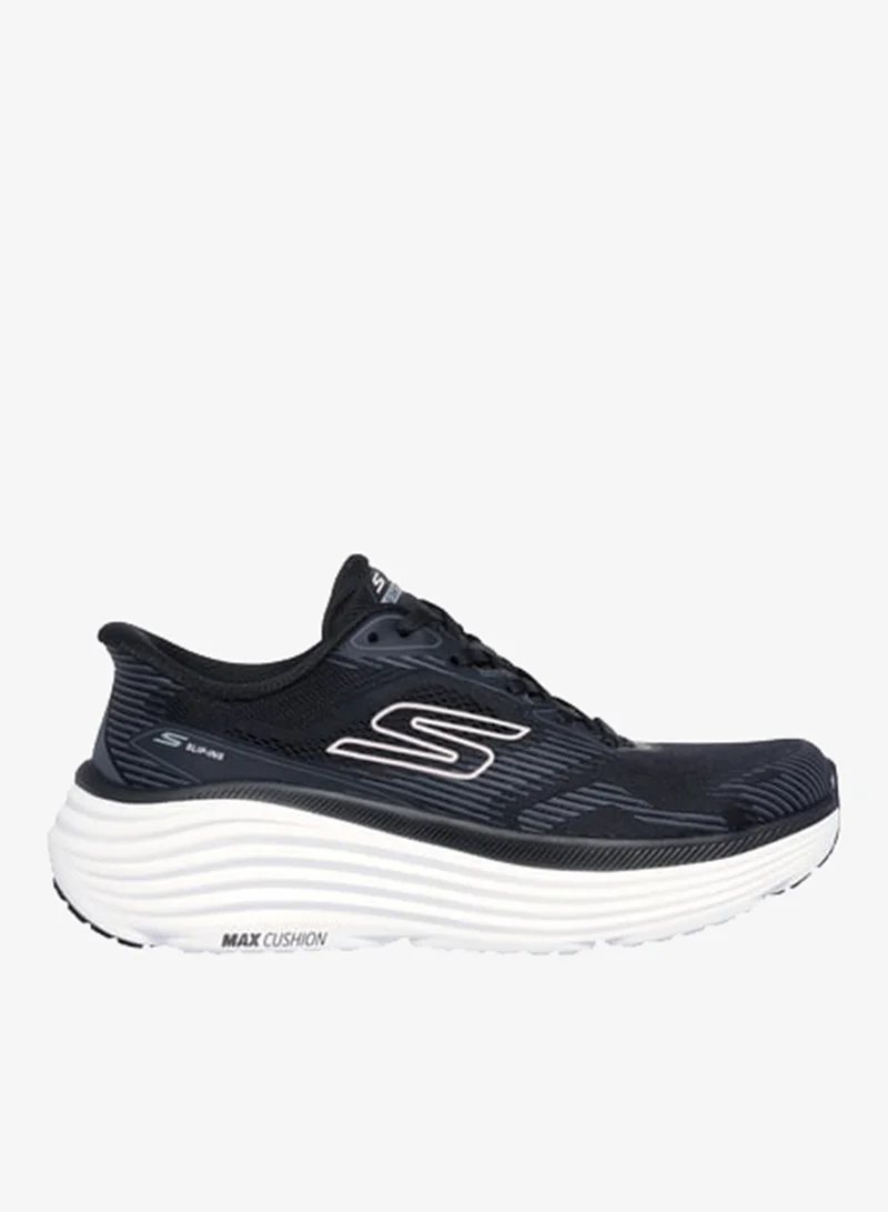SKECHERS Max Cushioning Endeavour