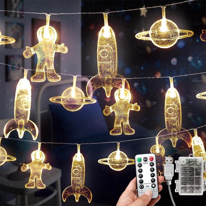 20 LED CHILDRENS ROOM LED STRING LIGHT ASTRONAUT SPACESHIP ROCKET PENDANTS HOLIDAY PARTY LIGHTS WALL WINDOW NURSERY OR KIDS ROOM DECOR WEDDING AROUND THE GARDEN PARTY PATIO CHRISTMAS WARM WHITE