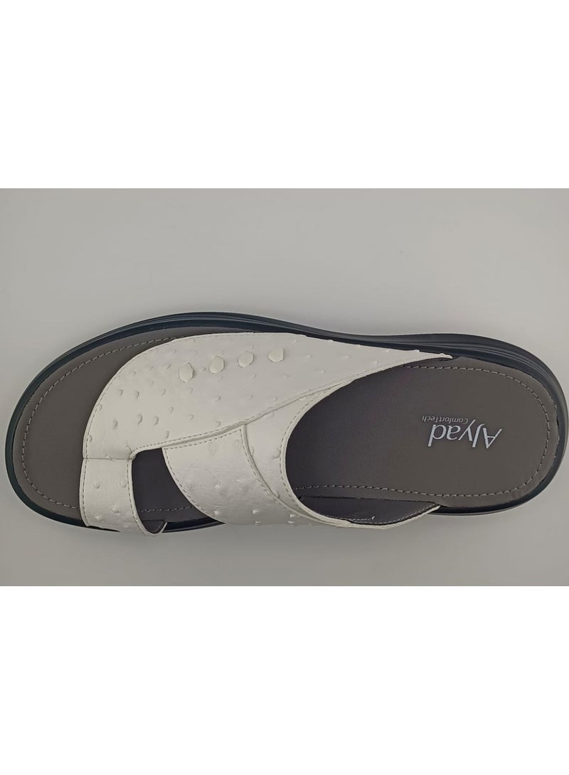 النهام صندل عربي رجالي فاخر - مصنوع يدويًا من جلد طبيعي بنقشة النعام، مريح وأنيق - Image 2