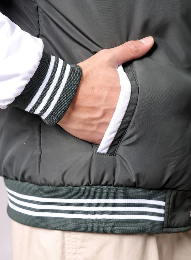 شركة المرآب الهندية Men Slim Fit Colourblocked Puffer Jackets