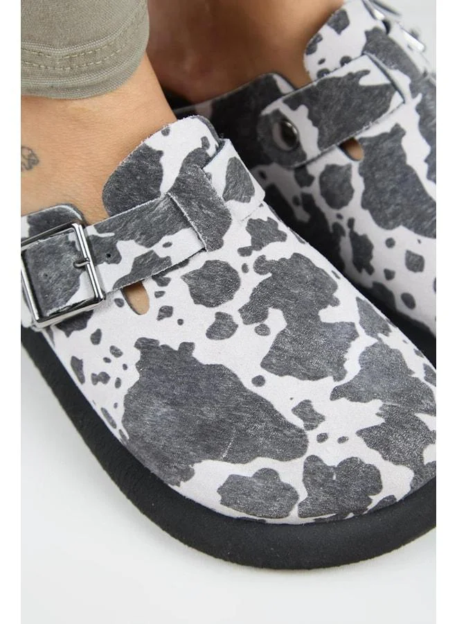 Manijero  Naguall Zeta Women's Genuine Leather Belted Buckle Sabo Black Polka-Dot Slippers. for Women | Best Price UAE