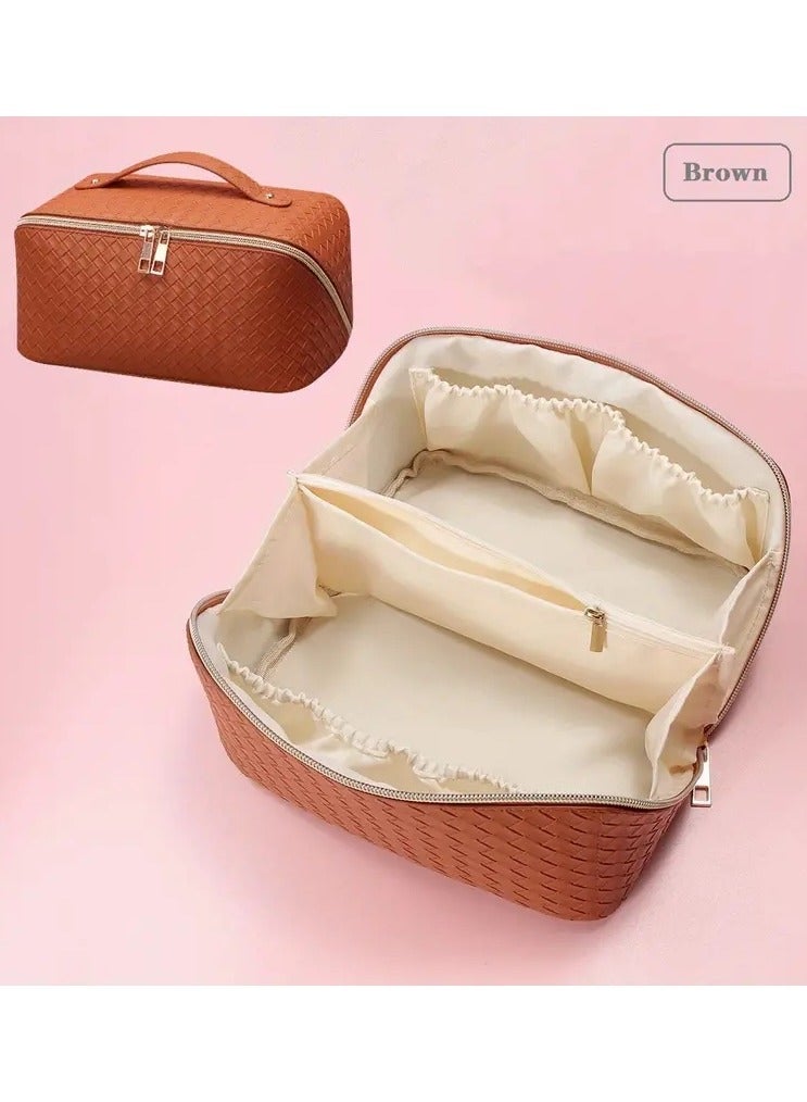 أوريتي حقيبة مستحضرات التجميل السفر ذات السعة الكبيرة-حقيبة مكياج، حقيبة مستحضرات التجميل مقاومة للماء بو الجلد، حقيبة مكياج السفر المحمولة للنساء مع مقبض وتقسيم مسطحة وضع حقيبة منظم المكياج - Image 1