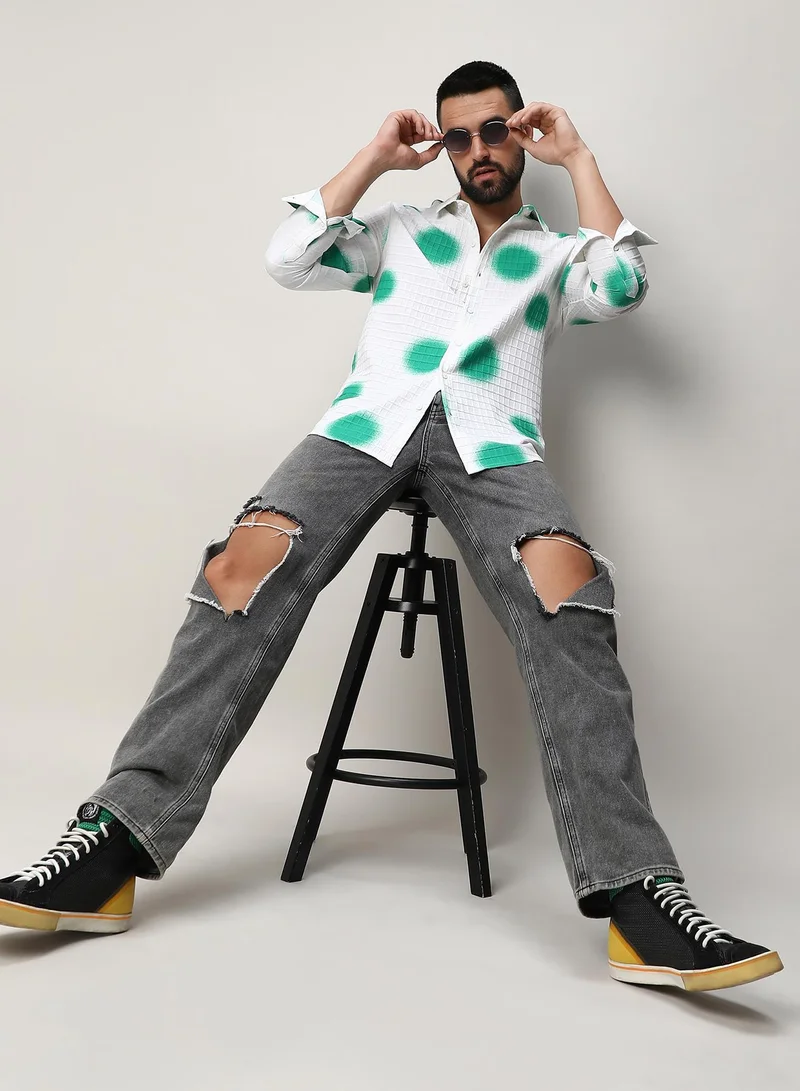 Campus Sutra  Men's Chalk White:Emerald Green Spraypaint Shirt for Men | Best Price UAE