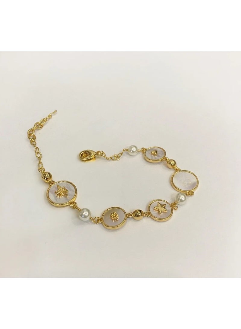 Bracelet, exquisite and beautiful design, all copper gold-plated craftsmanship