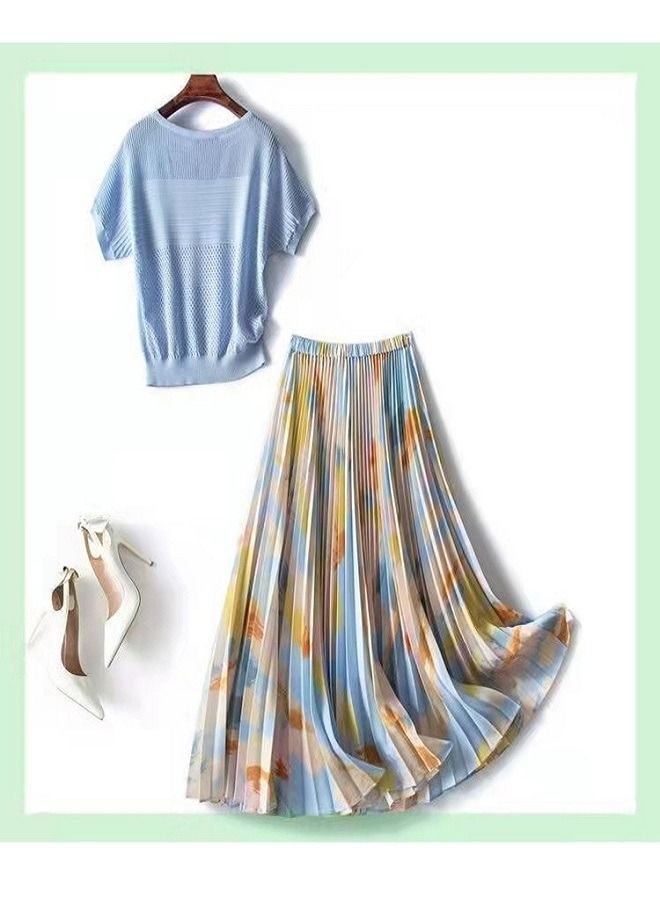 Loquat Versatile sweater + printed pleated skirt 2-piece set  - Image 2