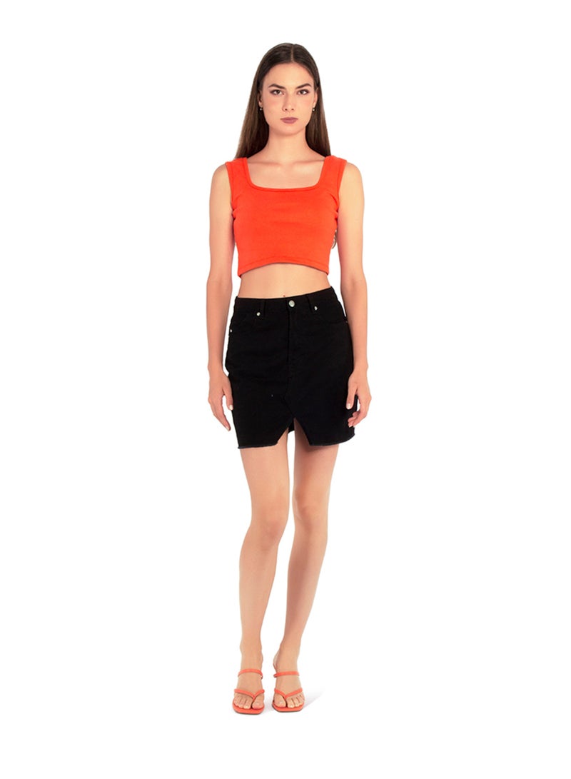 لندن راج تنورة قصيرة من قماش الدنيم الممزق باللون الأسود - Image 1