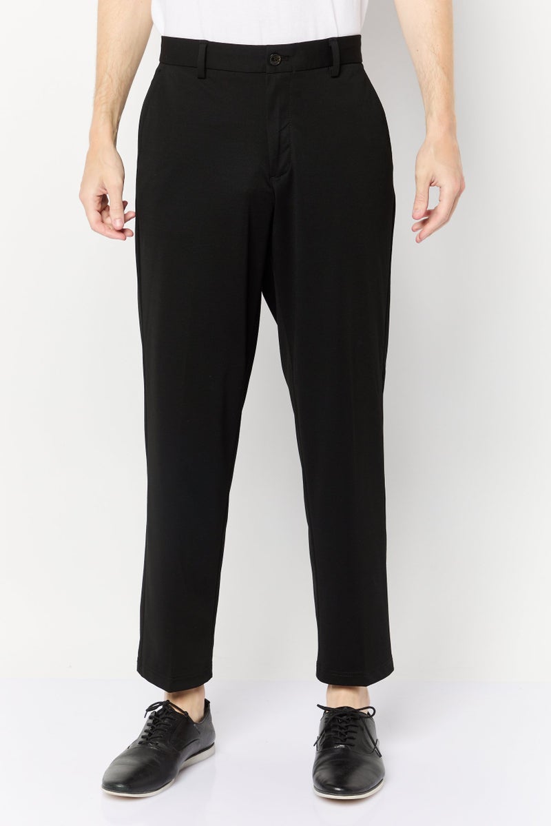 Jack Jones Men Relaxed Fit Plain Cargo Pants, Black  - Image 1