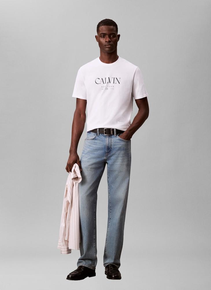 كالفن كلاين تيشيرت بياقة دائرية برسومات - Image 5