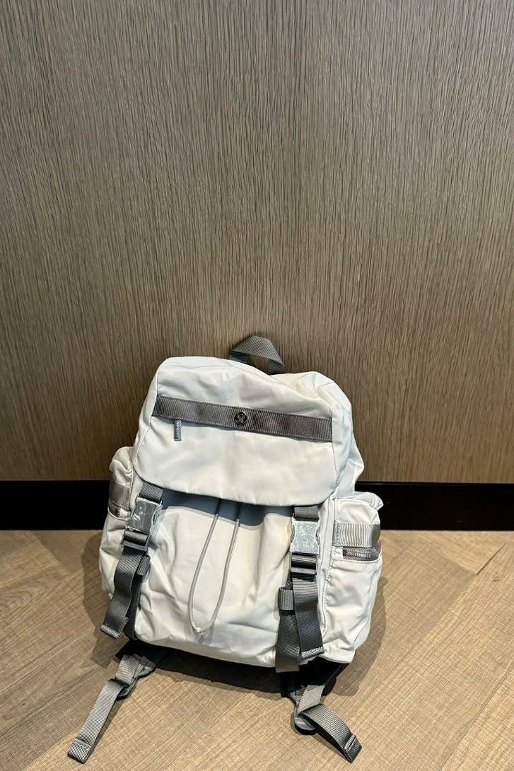 لولوليمون حقيبة **Wunderlust** الظهرية سعة **14 لتر** (سعة كبيرة جدًا) - Image 1