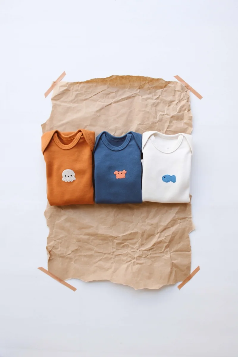 اوهلالا كوالا 3-Piece Embroidered Snap-On Long Sleeve Bodysuit Set Model 4